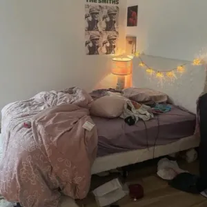 シーツがぐちゃぐちゃ 🌀